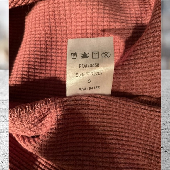 ** NWT MOD REF Pullover Top - Picture 5 of 7